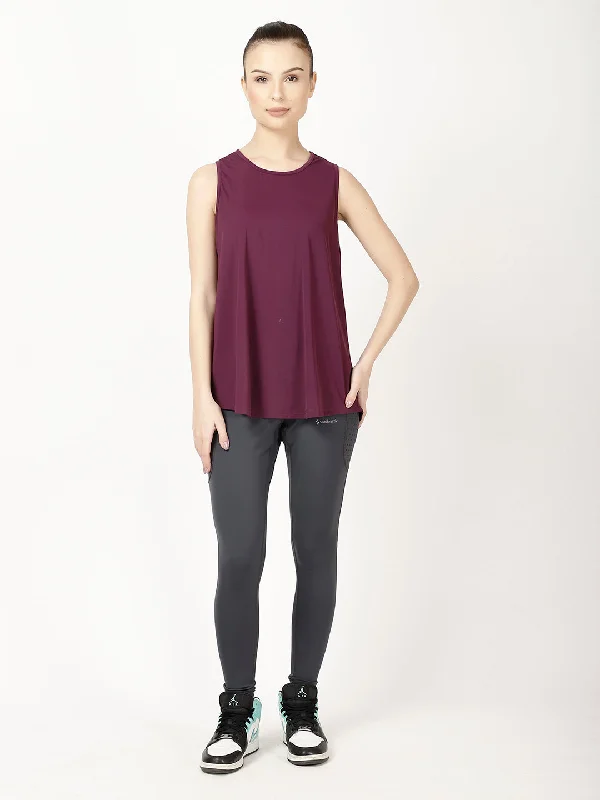 Wine Back Slit Tee