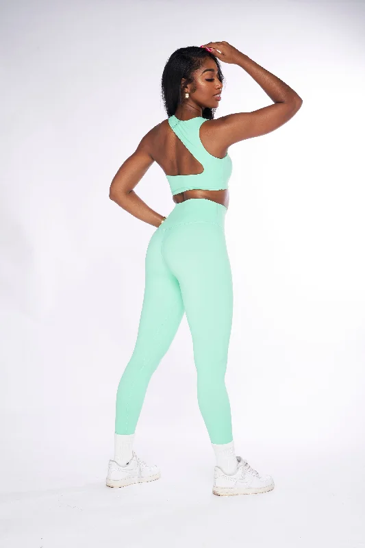 Pilates Hottie Sports Bra (Aquamarine Green)