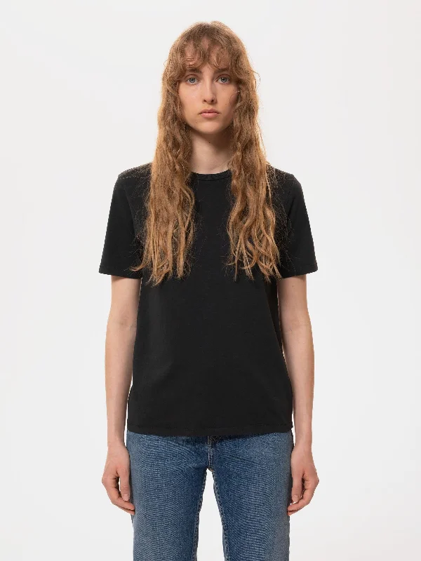 Nudie Jeans Joni Solid Tee in Anthracite